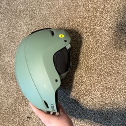 Snowboard helmet adult