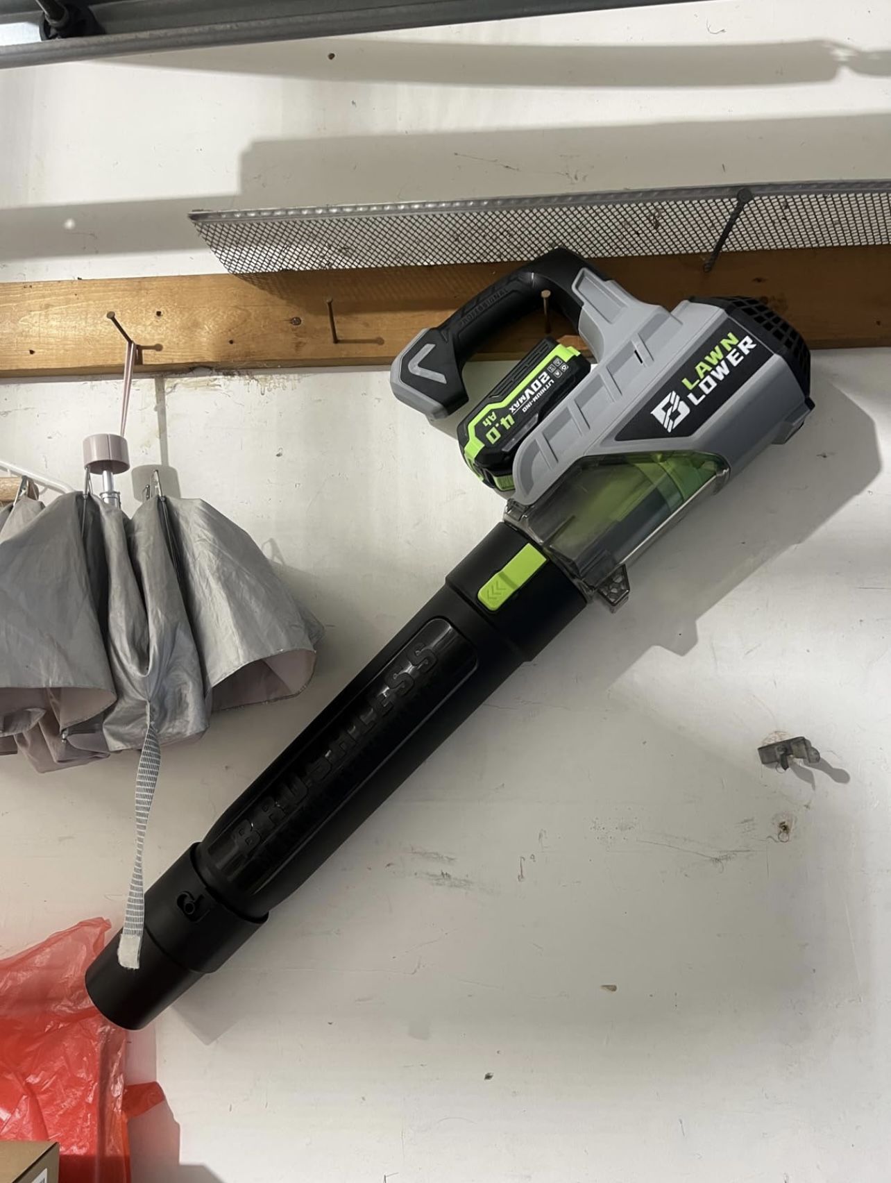 Brushless Leaf Blower with Batteries