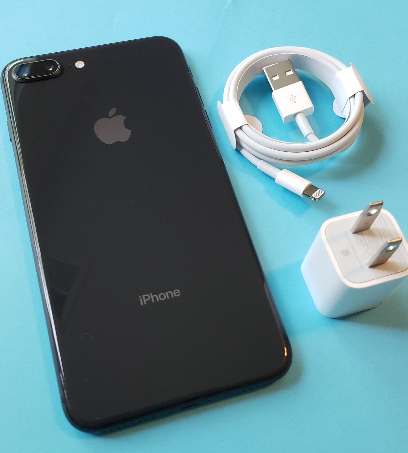 iPhone 8 Plus, 256GB, Unlocked, Works any company sim card any country internationally