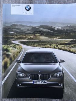 11 BMW 740 750 760 Owners Manual In Protective Case