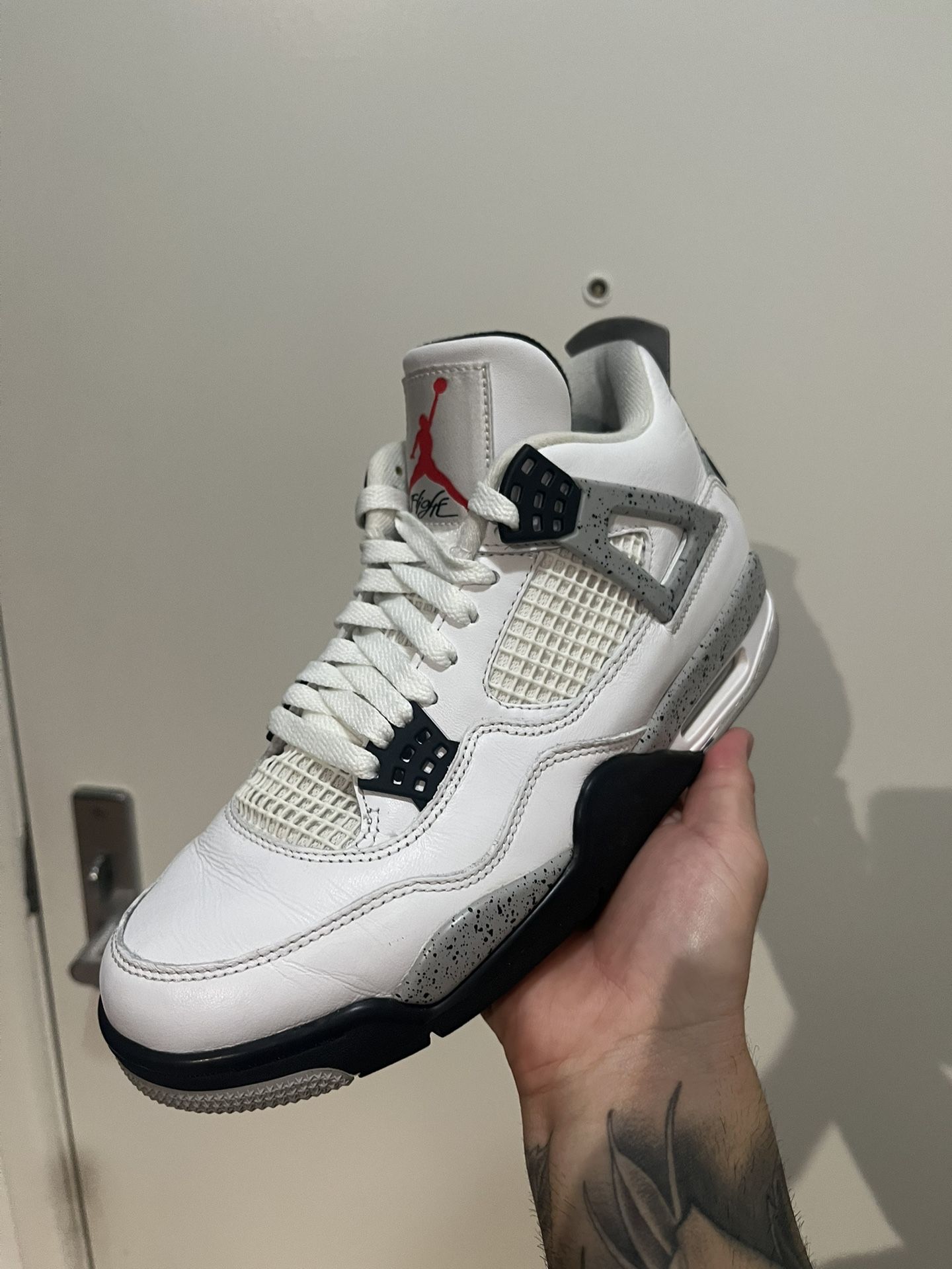 Air Jordan Retro 4 White Cement sz 8