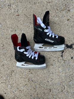 Bauer NS Youth Ice Hockey Skates Size Y7 + Blade Guards