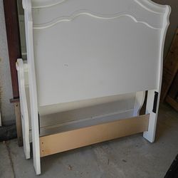 Twin bed frame