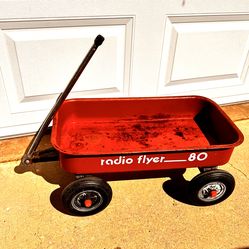 Vintage metal Radio Flyer Wagon Model 80