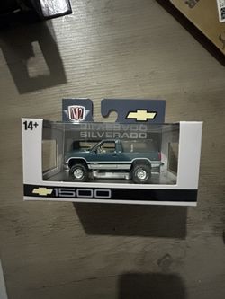 M2 Machines Chevy Blazer 1500
