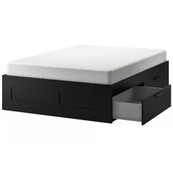 Platform Bed With 4 Drawers (PICKUP ASAP) 