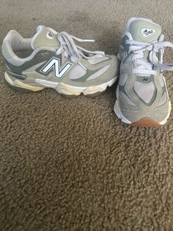 Green new balance 9060