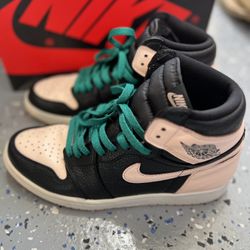 Nike Jordan 1 