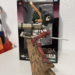 Kotobukiya ARTFX J Attack on Titan Mikasa Ackerman (slight damage)