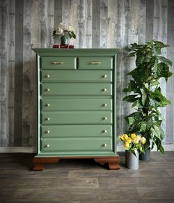 🌺 Newly Refinished Solid Wood 6 Drawers Tall Dresser/ Details Below ⬇️/ I Can Deliver