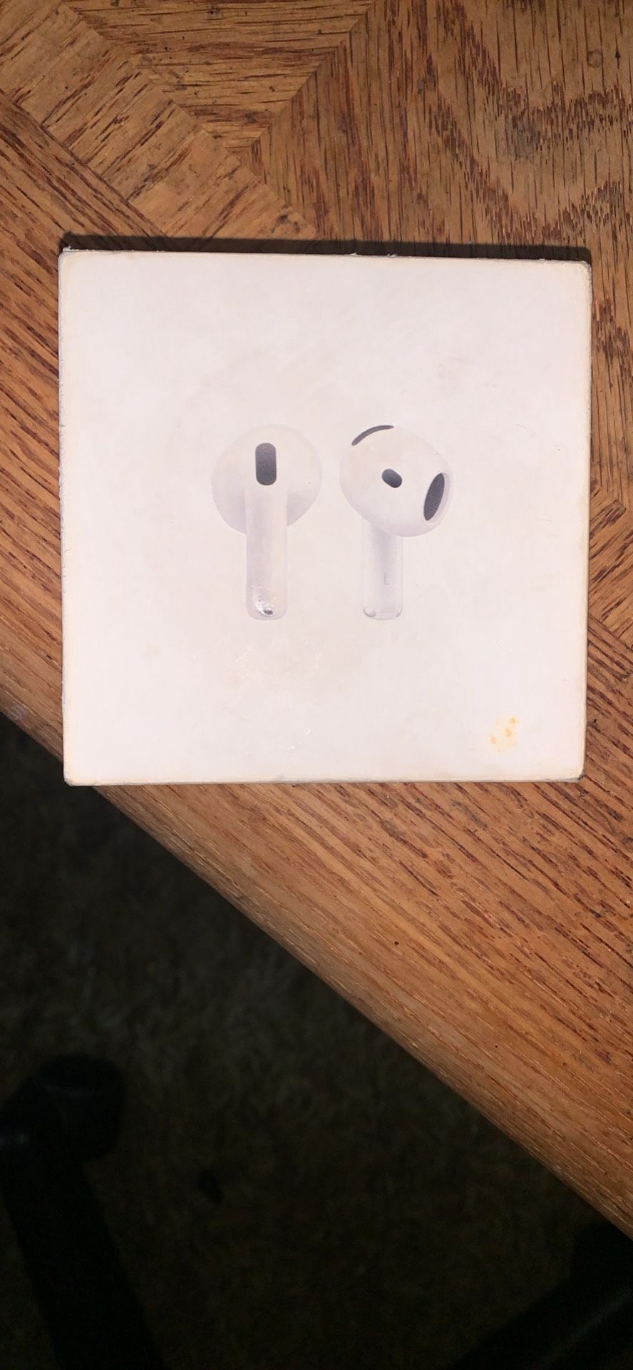 Apple Gen4 AirPods