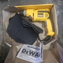DEWALT

11 Amp Corded 4.5 in. Small Angle Grinder

