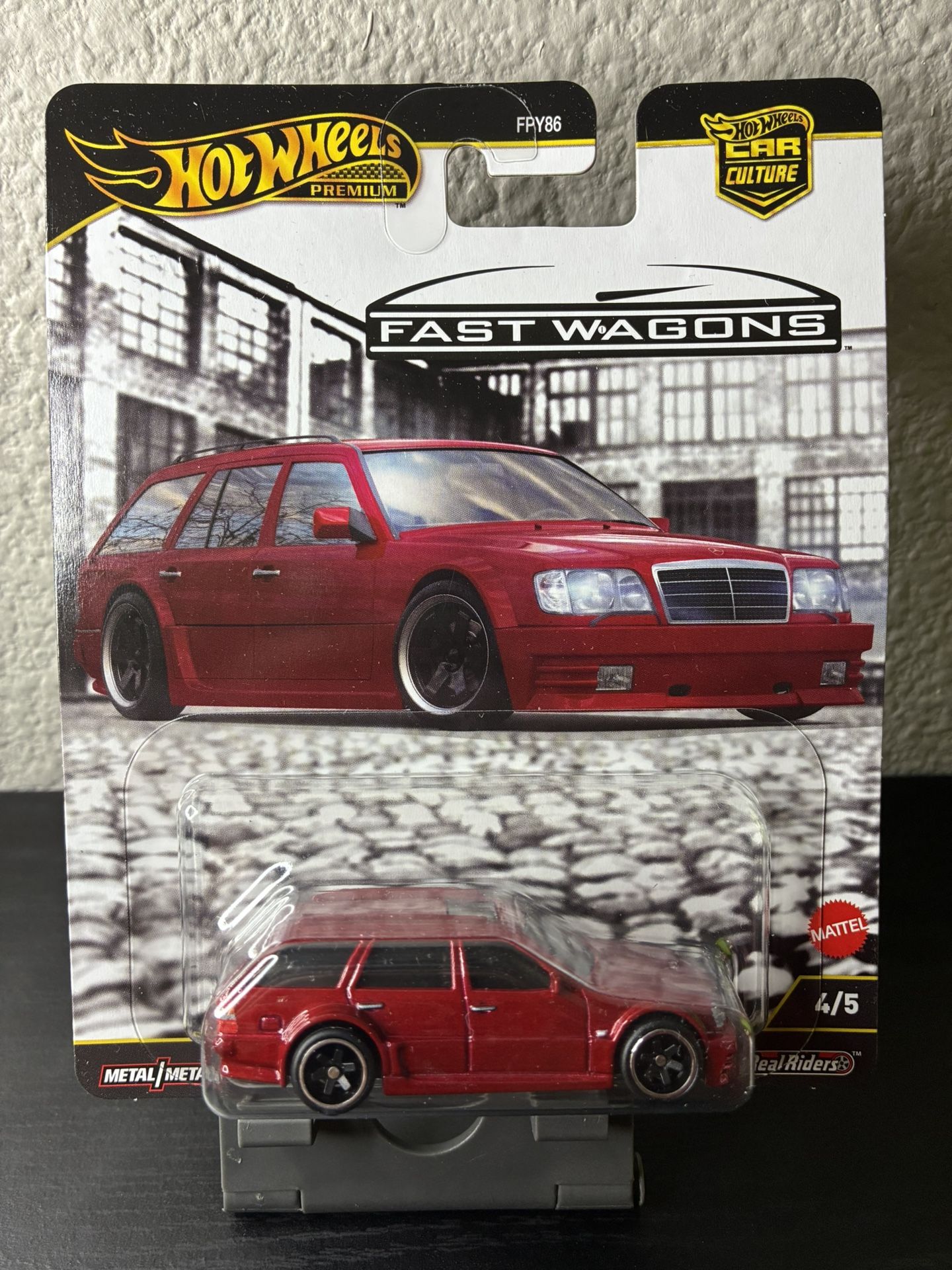 Hot Wheels Fast Wagons E36 AMG