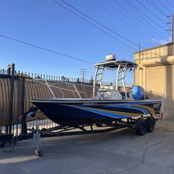 2006 Sea Swirl Striper Bay Center Console 