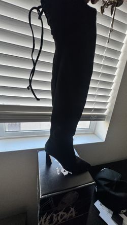 Black Boots Vince Camuto