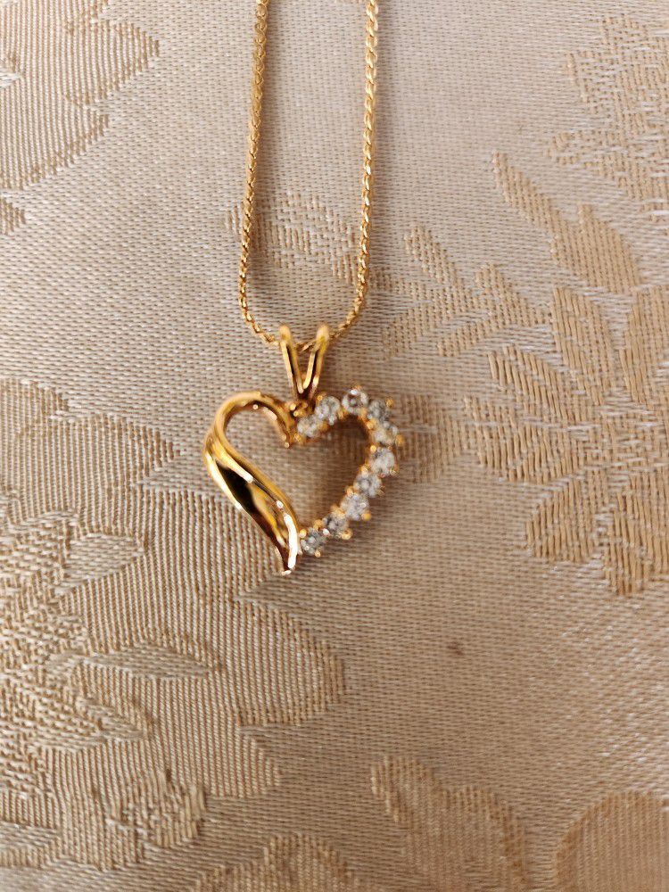 Gold Chain Heart Necklace