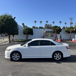 Toyota Camry SE
