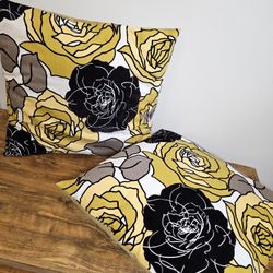 Pair of Large 24 X 24 Floral Pillows