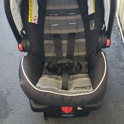 Car Seat And Booster Seat$10