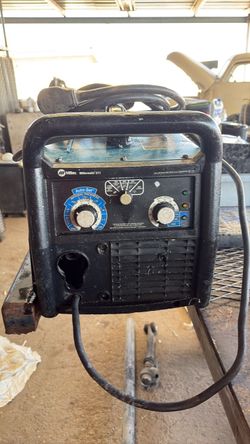 Miller Millermatic 211, a dual-voltage