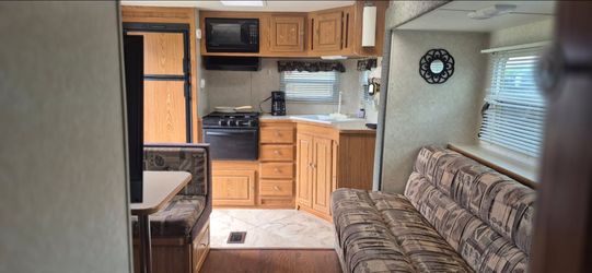 2004 travel trailer