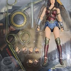 Mafex Wonder Woman  (Original)