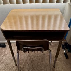 Student Desk And Chair For Elementary Kids