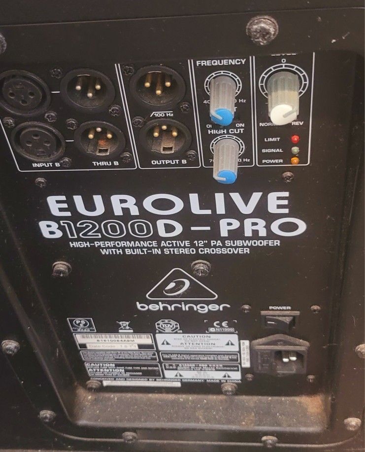 BEHRINGER Euro Live B1200D-PRO SUBWOOFER