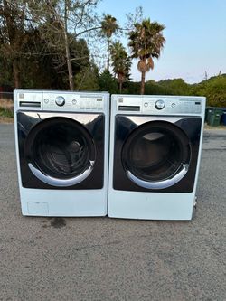 Kenmore washer and dryer laundry