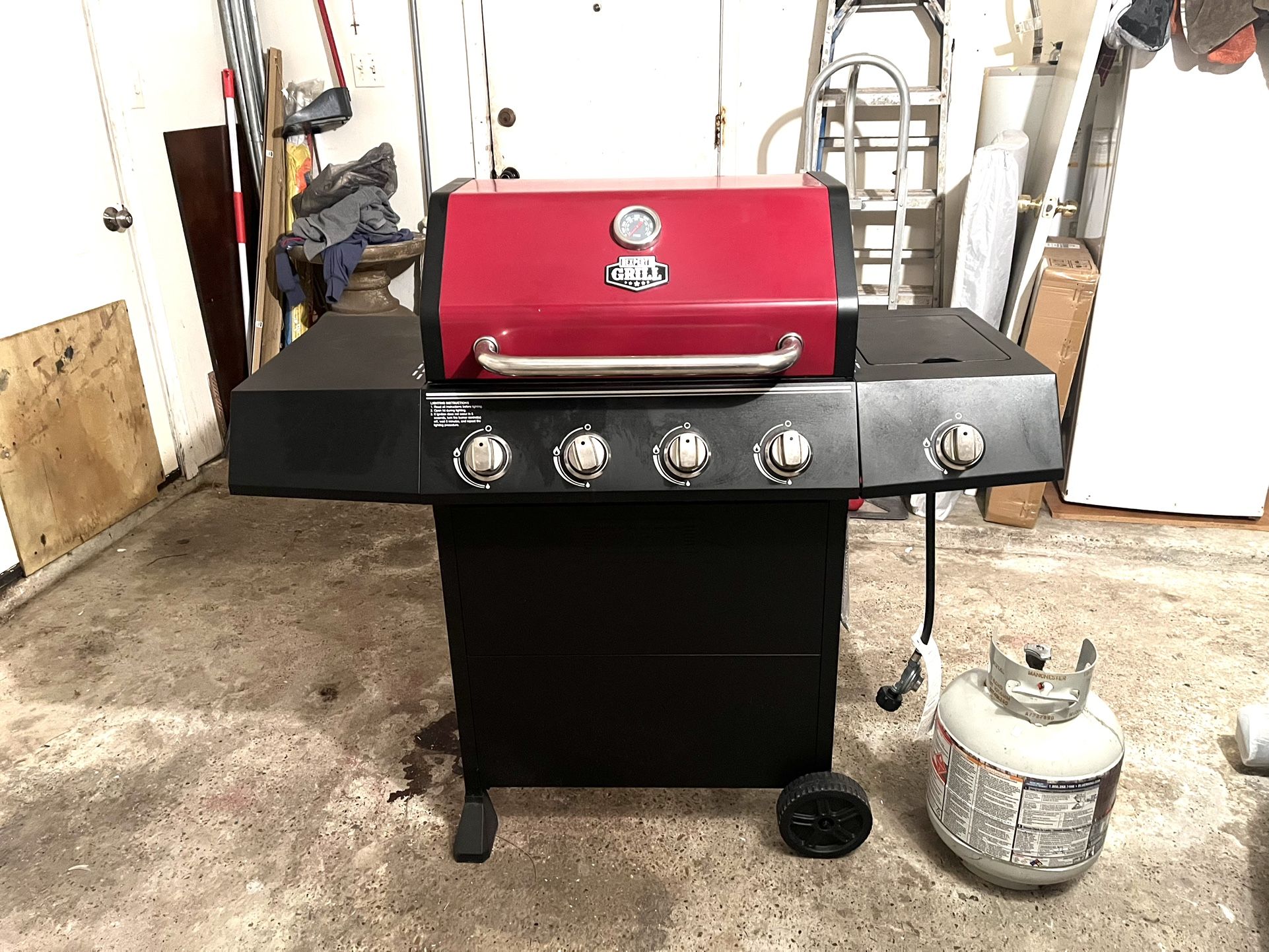 Char-Griller Gas Grill