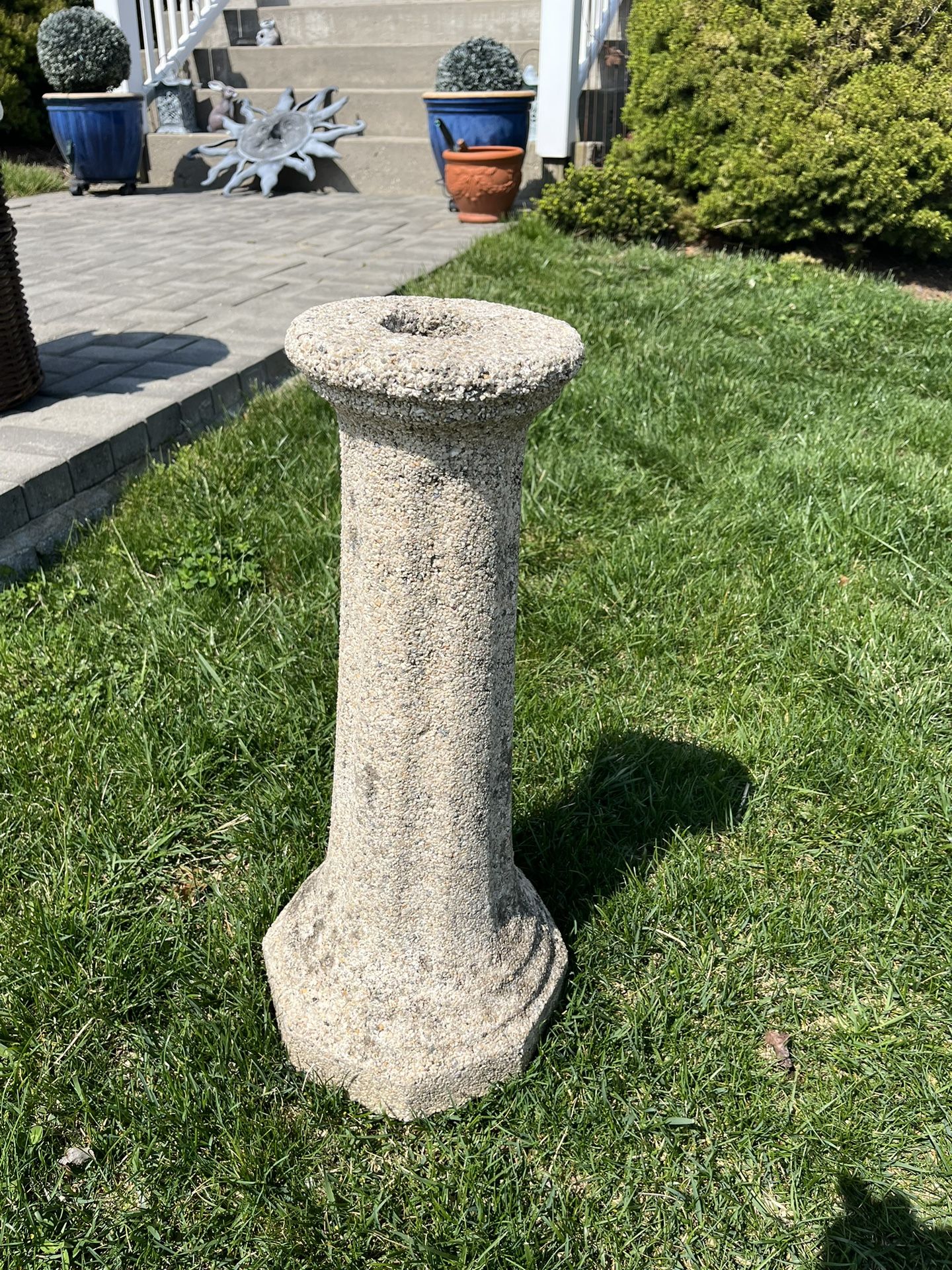 Concrete birdbath/gazing ball stand