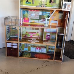 XXL Wood doll House With Elevator 