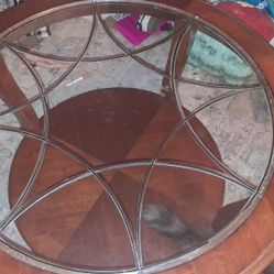 Round Coffee Table 