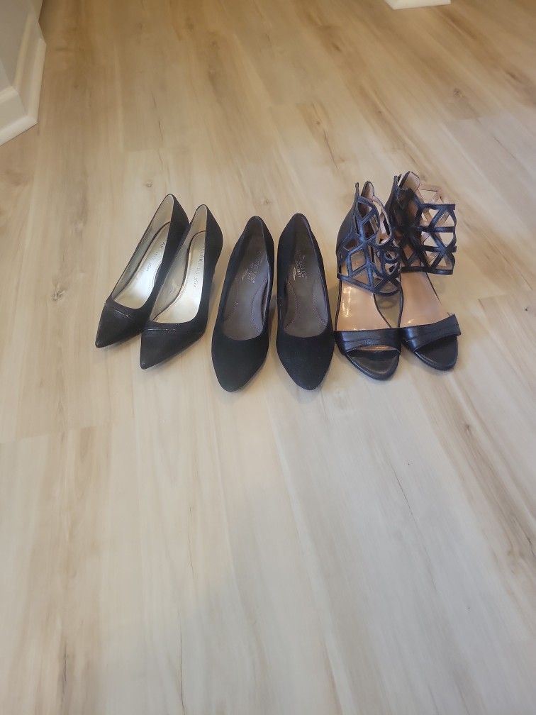 Dress Shoes, Black (Anne Klein) Size 8, Black, Suade, Size 8(Aerosoles), Black Leather Sandals (Heels) (Aerosoles) Size8. White , Dress Sandals,