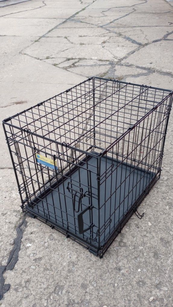 Contour Metal Dog Crate Cage Medium Size Like New