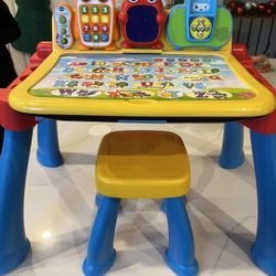 Touch And Learn Activity Desk Deluxe 