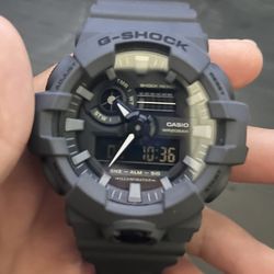 g shock never used 