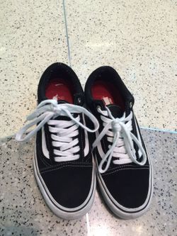 VANS SIZE 7.5