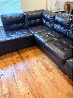 Free sectional