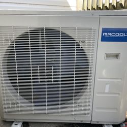 Mr Cool DIY 3 Zone 27,000 BTU Mini split
