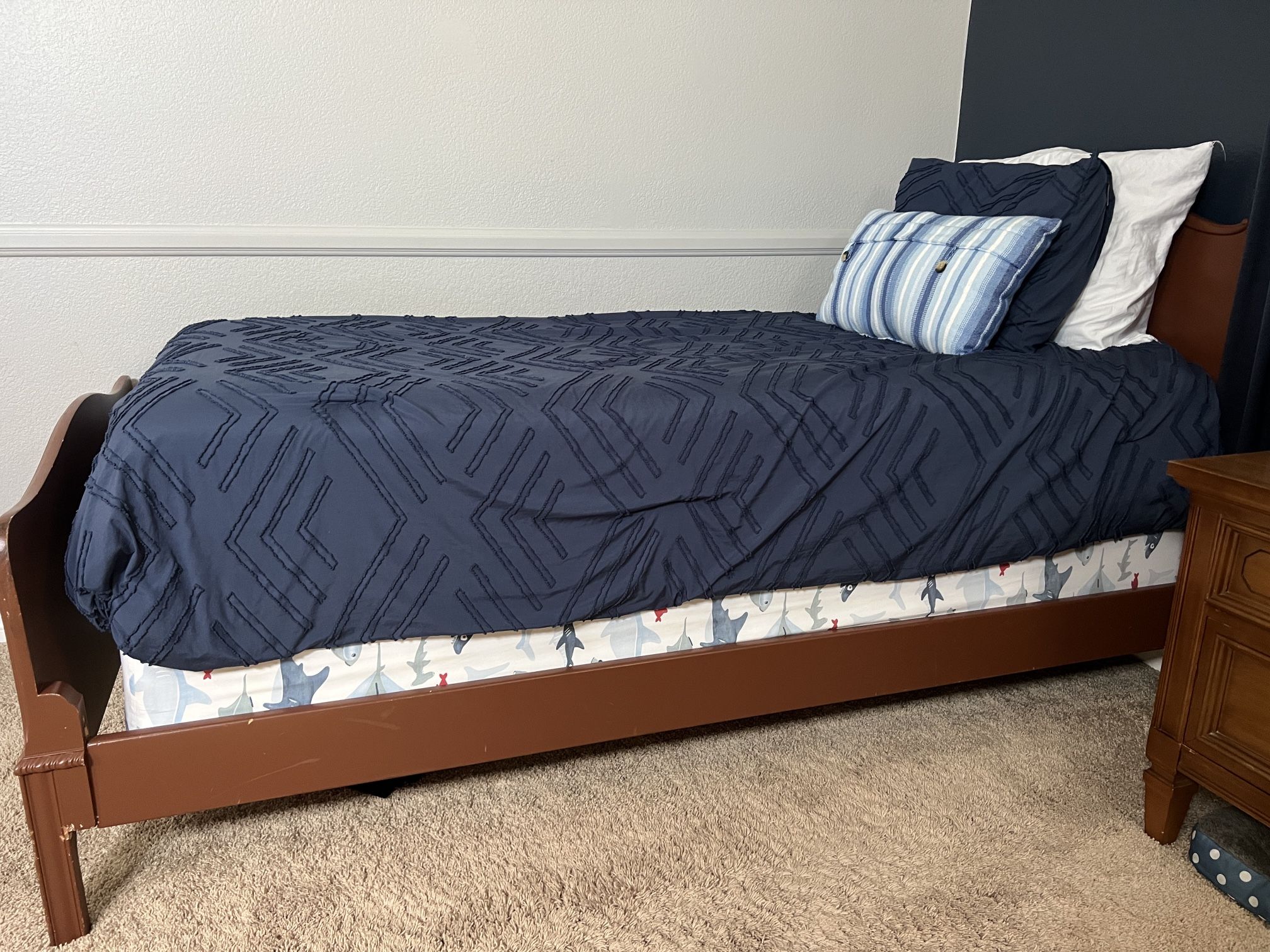 Real Wood Twin Bed Frame Includes Really Good Mattress and Box Spring