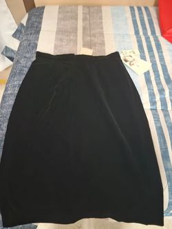 Black suede skirt. Size 10