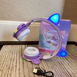 Bluetooth Wireless Headphones 