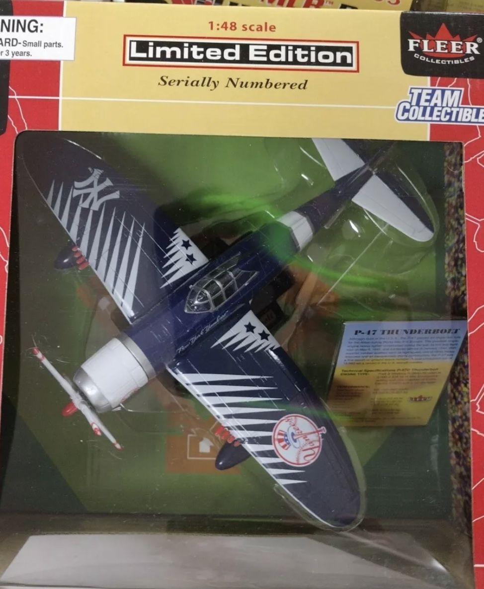 Fleer Collectibles P-51 Mustang College Edition 1:48th Scale Penn State
