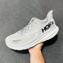 Hoka One One Clifton 9 2E Wide 'Harbor Mist' 2023 (Sz 11.5M)