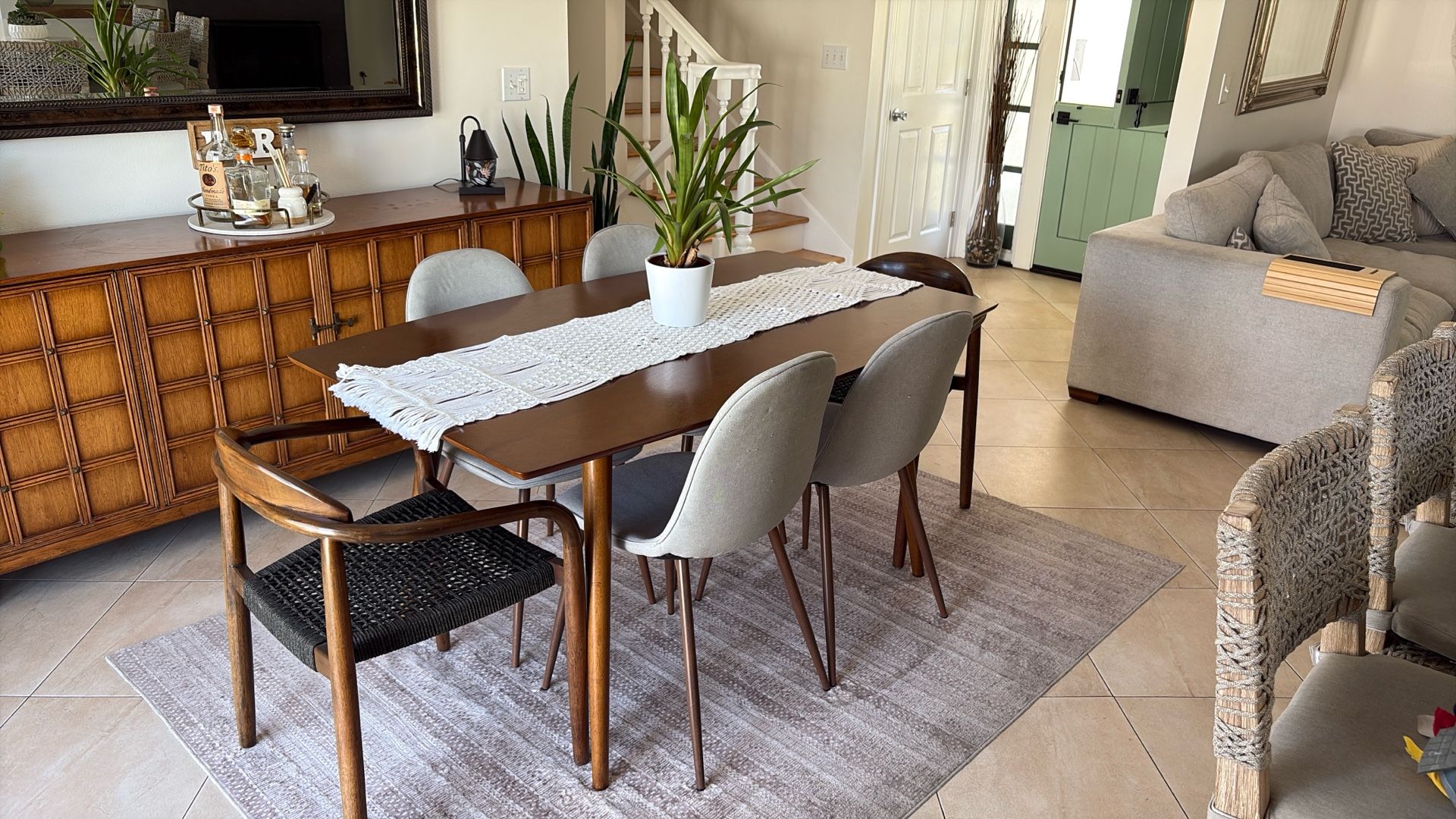 Dining Table And 6 Chairs