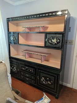 Korean cabinet