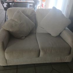 Love Seat 
