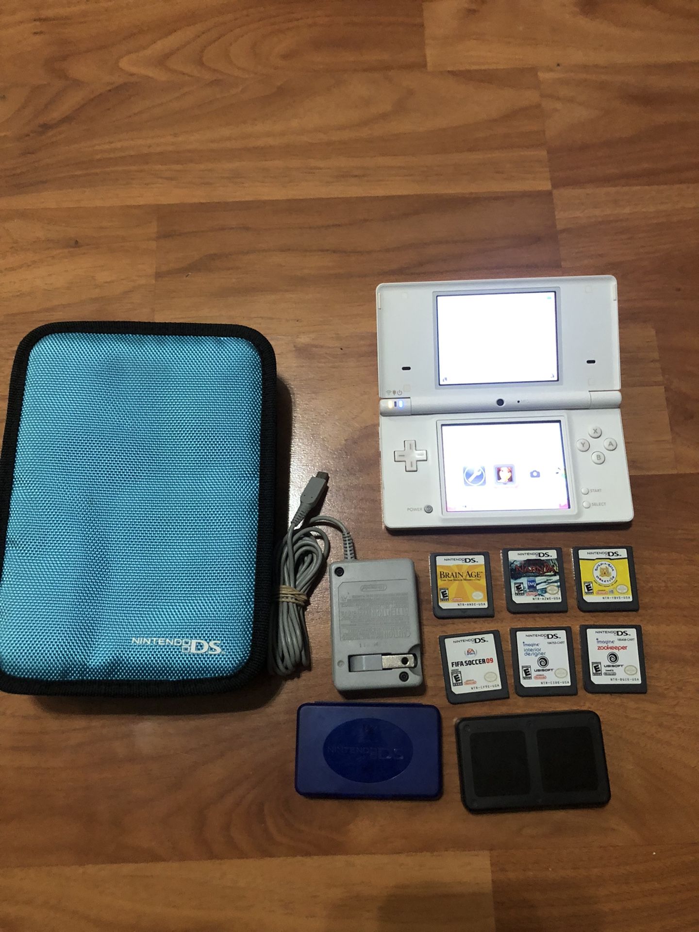 Nintendo DS White TWL-001 Bundle W Case and 7 Games