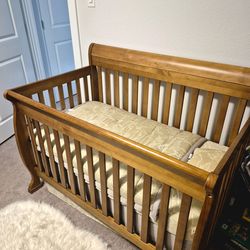 Crib with mattress